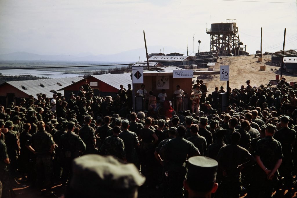 73916913-SLD-001-0010