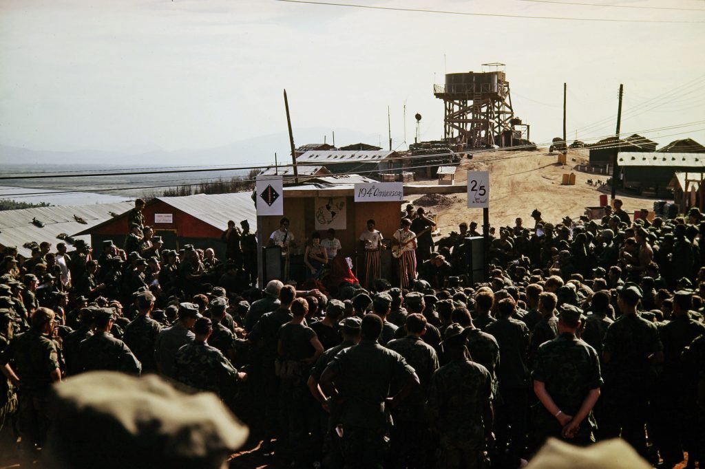 73916913-SLD-001-0020